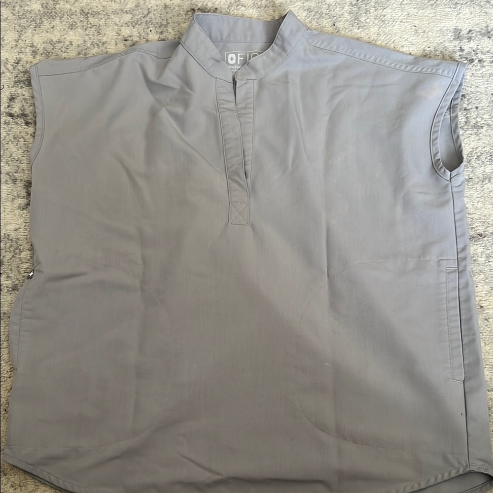 Figs Gray Casual Button Down Shirt with Stand-Up Collar